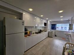 Blk 217 Bedok Town Centre (Bedok), HDB 3 Rooms #410105501